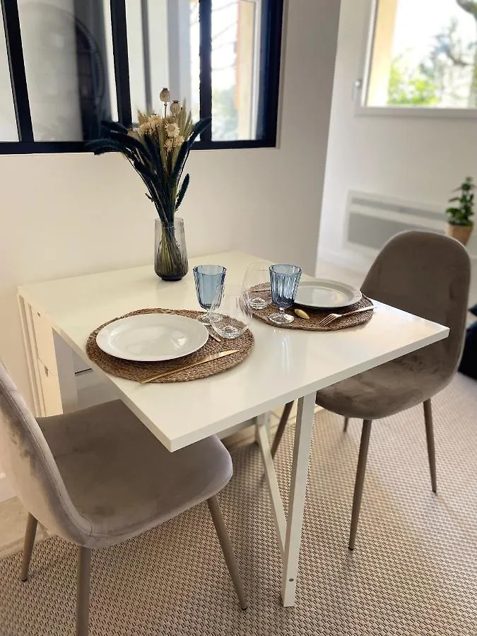 Apartment Studio Calme Proche Geneve Saint-Jean-de-Gonville France